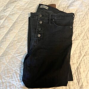 Madewell Black Skinny Jeans (Cut-Off)
